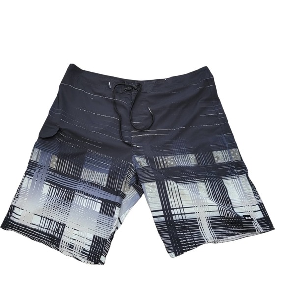 Oakley board shorts - Picture 1 of 8